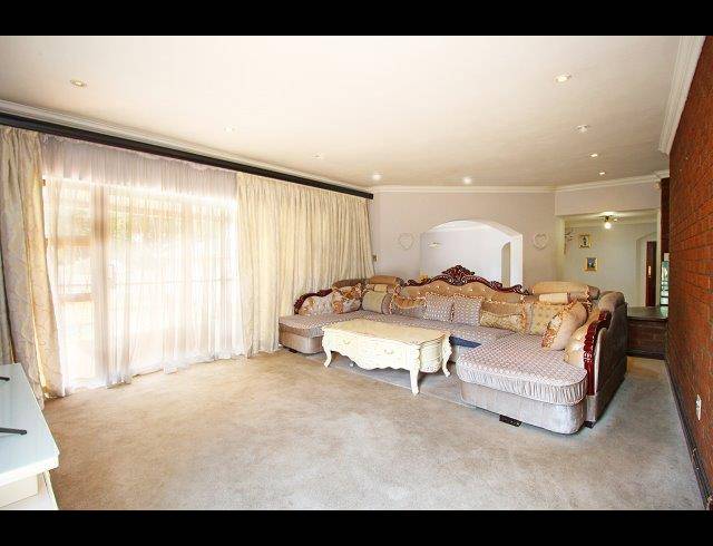 5 BEDROOM HOUSE FOR SALE IN BRUMA